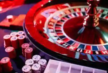Keunggulan slot1000 dalam tampilan neon dewasa